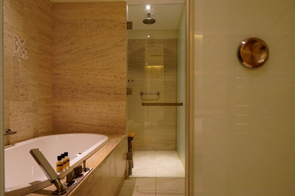 Luxury 2bedroom Apartment with sea view