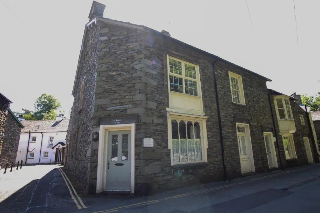 Bakers Rest ideal for 2 families centrally located in Grasmere with walks from the door