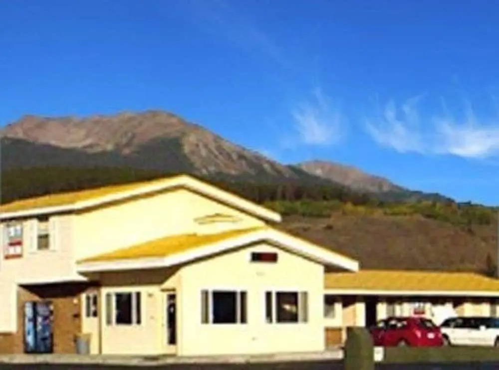 1st Interstate Inn
