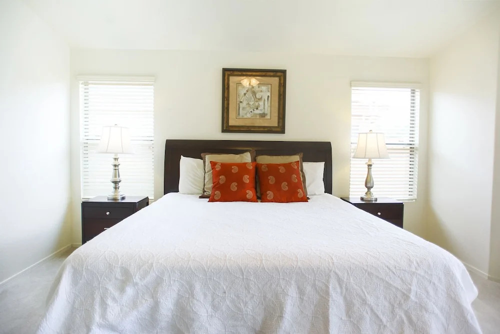 Glendale - 4 Bedroom Home