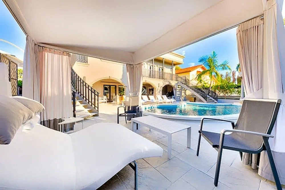 Villa Hera