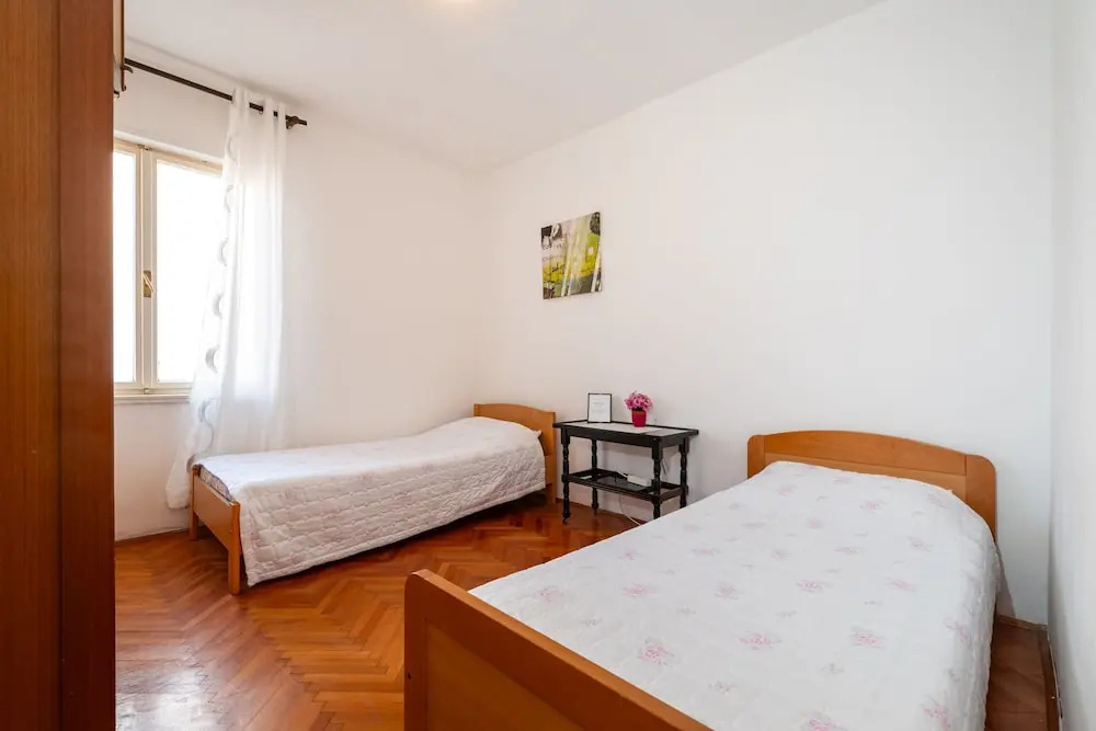 Apartments Valy 6 Center Novalja