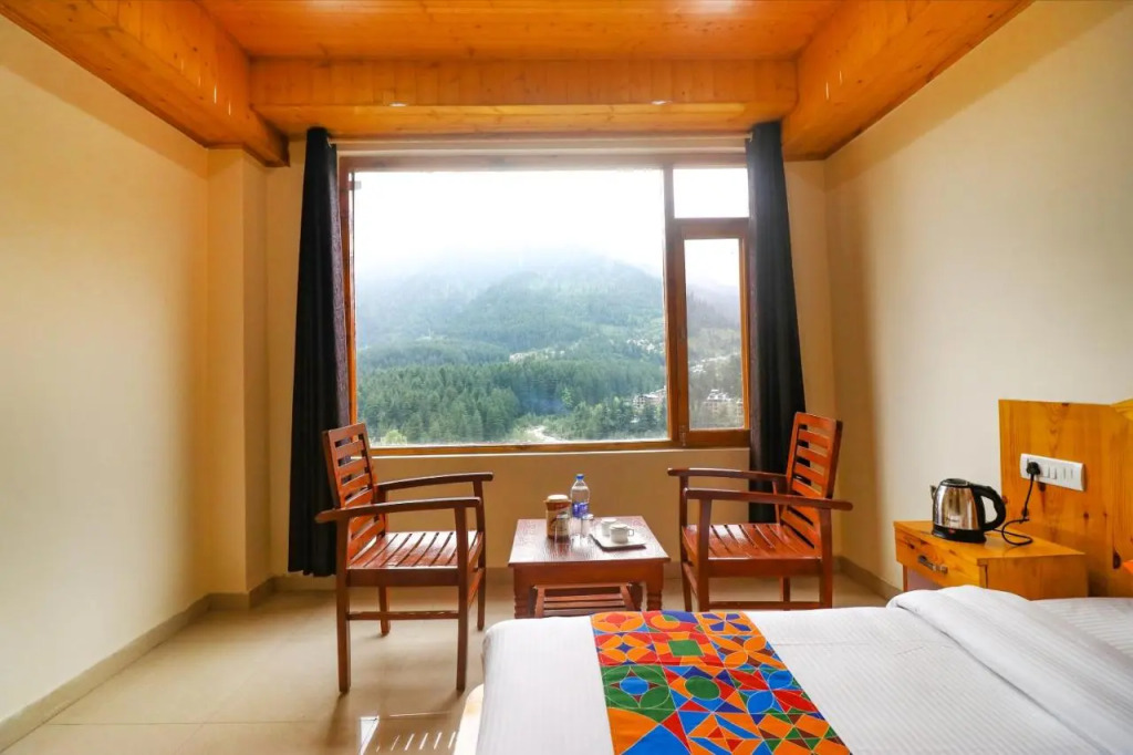 FabHotel Castle Rock Vashisht