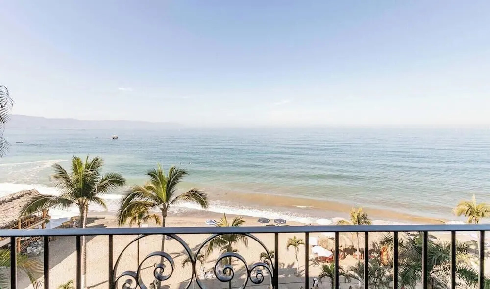 Ocean View 2Br Condo-balcony-beach-pool - 610
