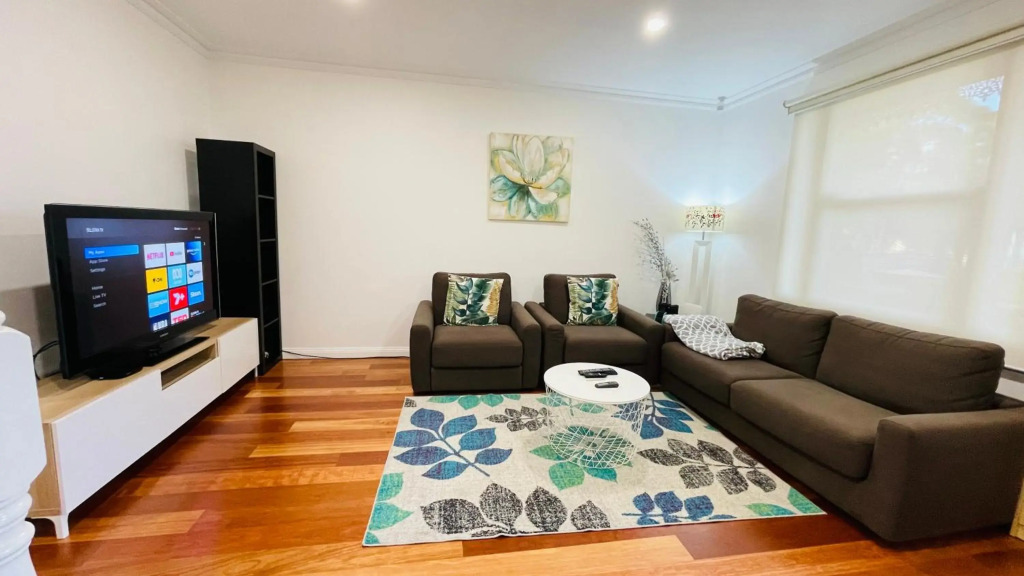 Melbourne Inner City Short Stay Near Flemington Racecourse Free Wifi And Netflix