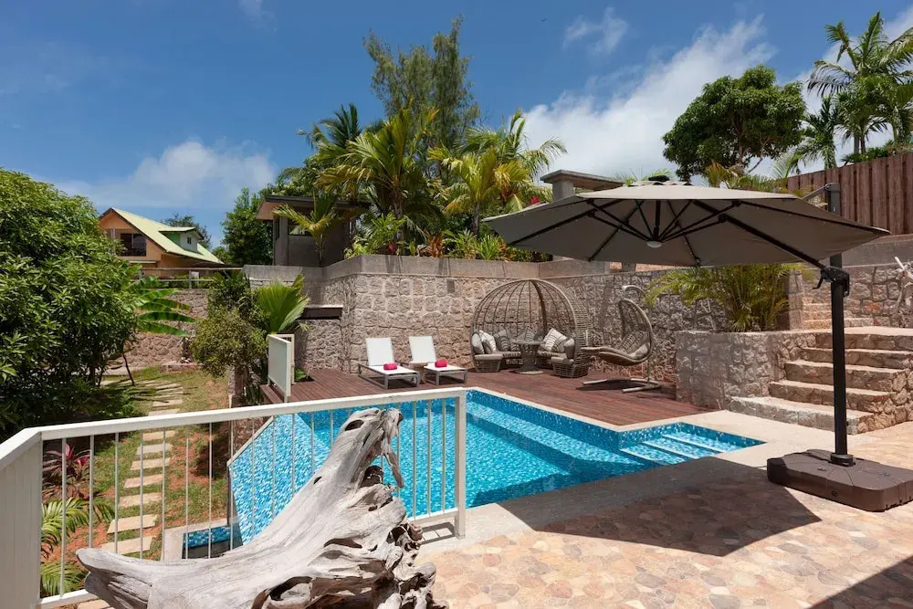 Le Duc Hillside Villas