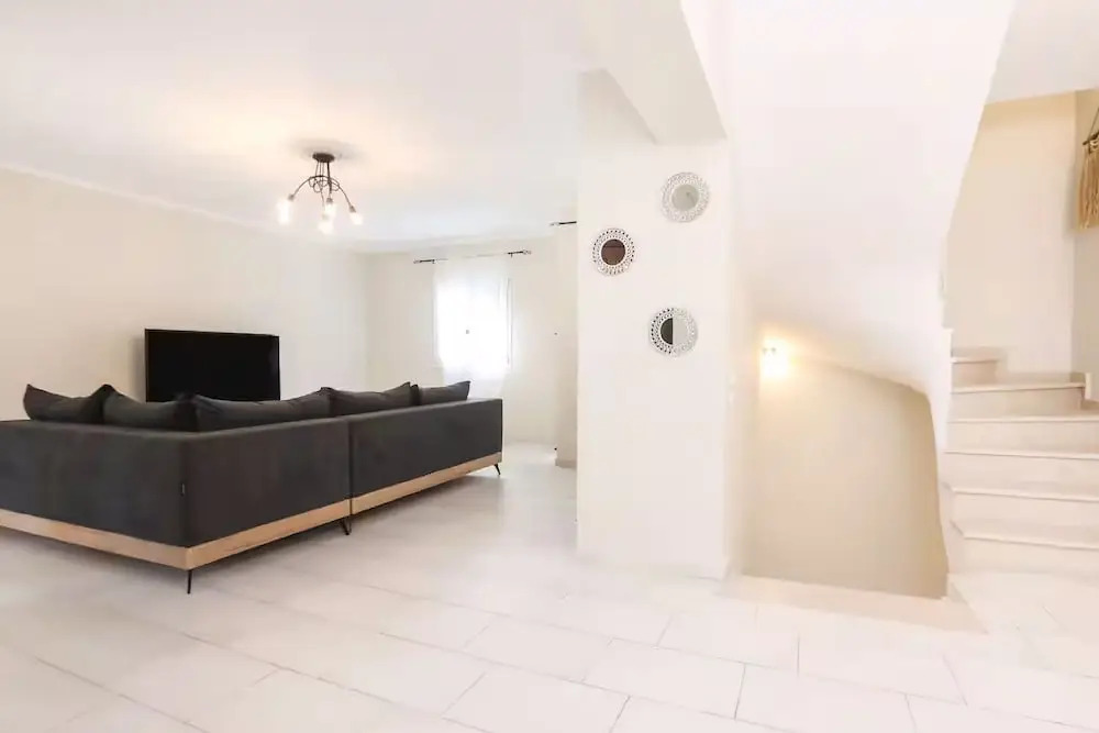 Elite Villa Ena