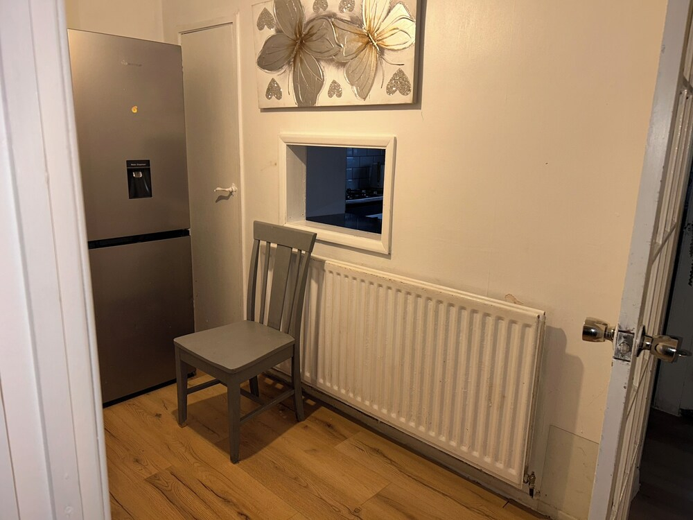 Charming 4-bedroom House Rental in Basildon, UK