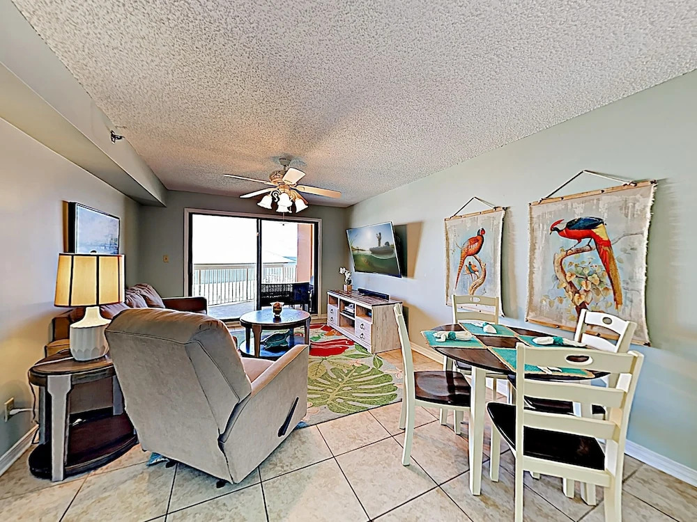 New Listing! Beachside Beauty W/ Pools & Hot Tub 2 Bedroom Condo