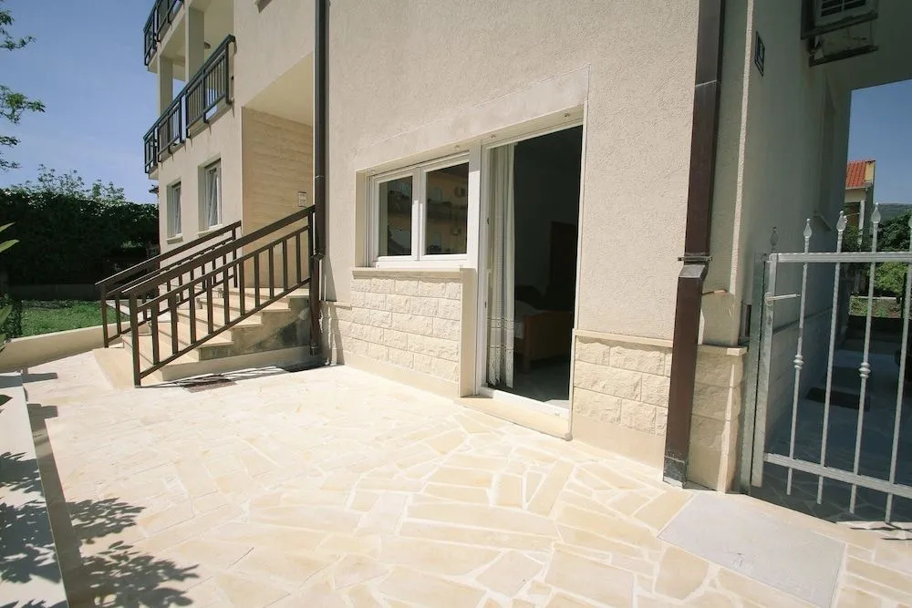 Apartments Sabljic