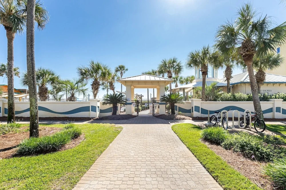 Sterling Shores Penthouse #2 3 Bedroom Condo