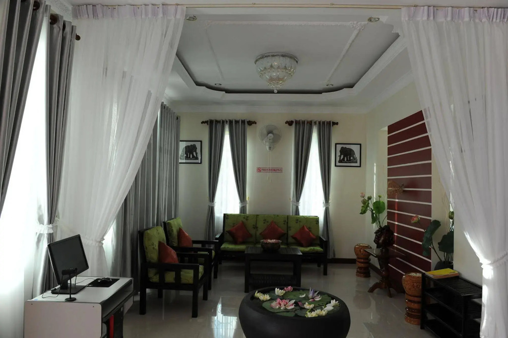Relax Inn Boutique