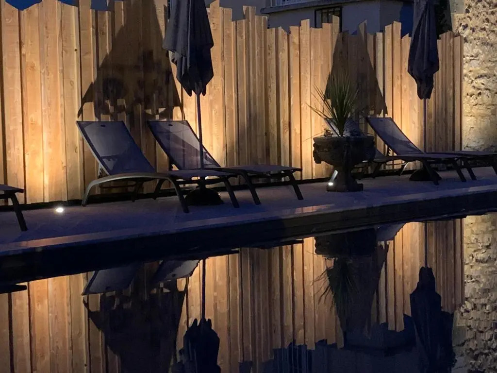 Les appartements d artiste de la Villa du 15 - Restaurant La Maison - piscine chauffée