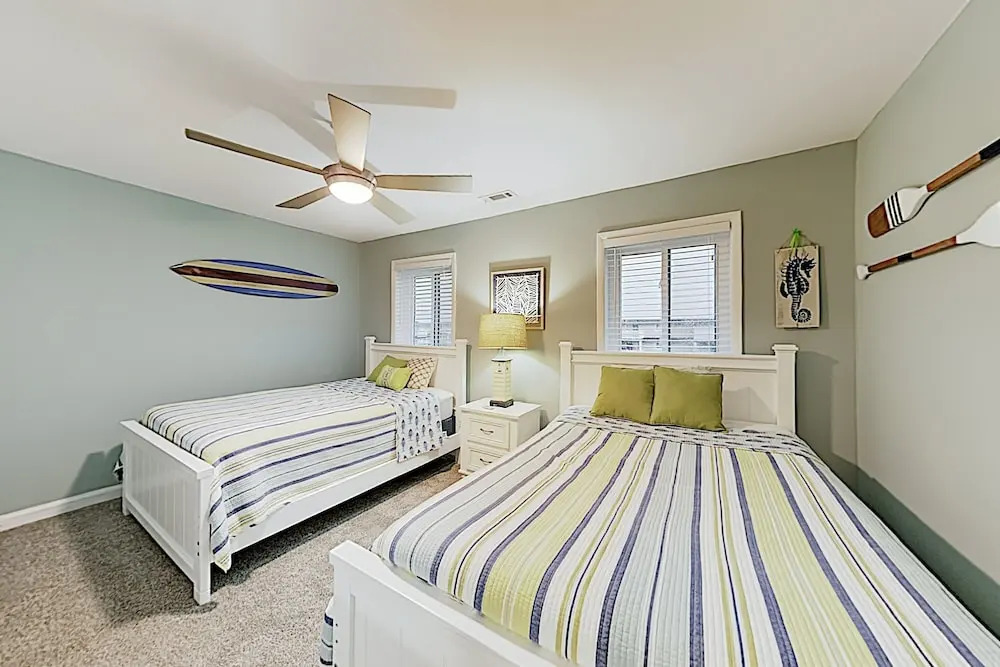 New Listing! Jinks Creek Beach W/ Pool 2 Bedroom Condo