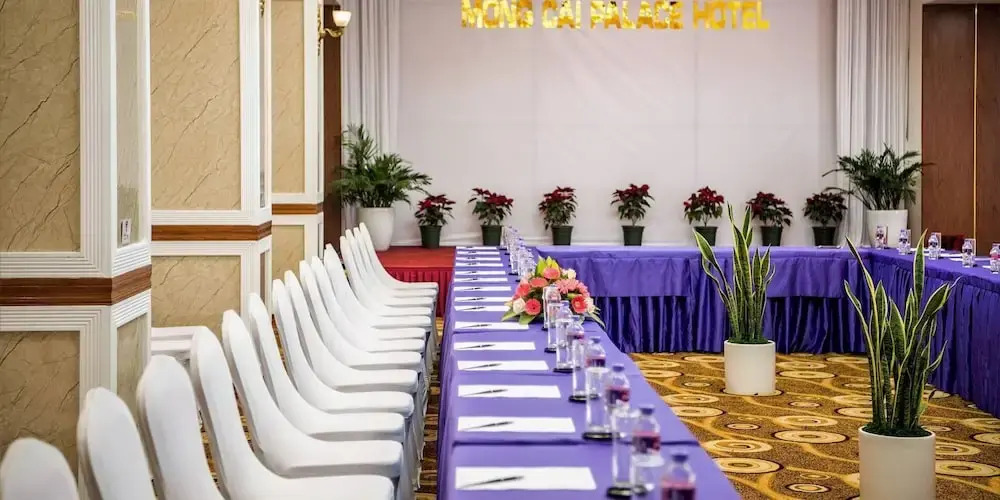 Móng Cái Place