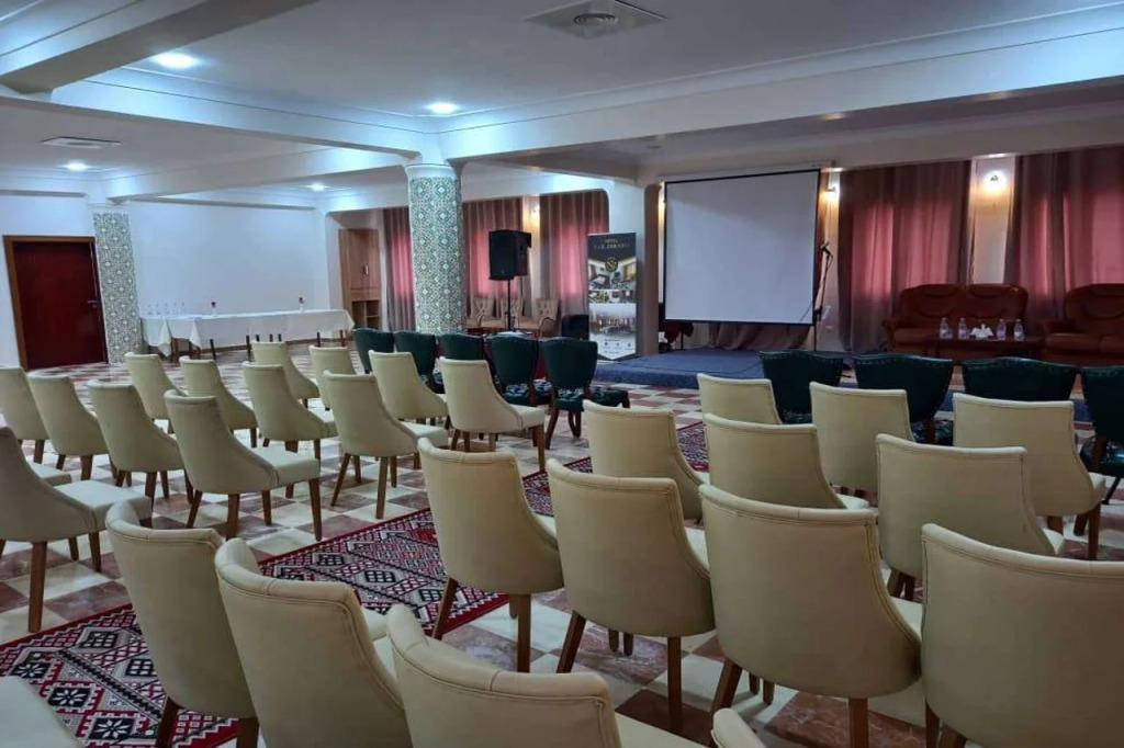 Hotel Nail Zakaria