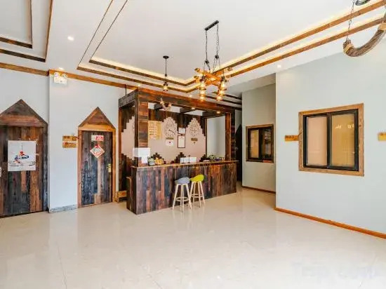 Xiyi Hailuogou townlet Xiaozhu Homestay