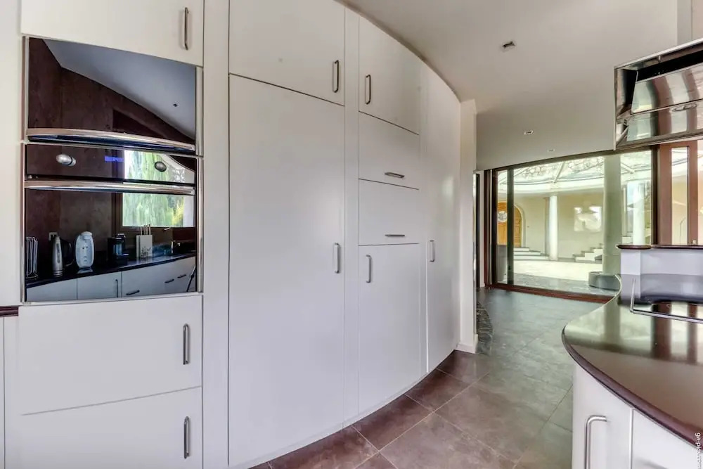 Fantastic Villa With Swimming Pool - 15min TO Mont