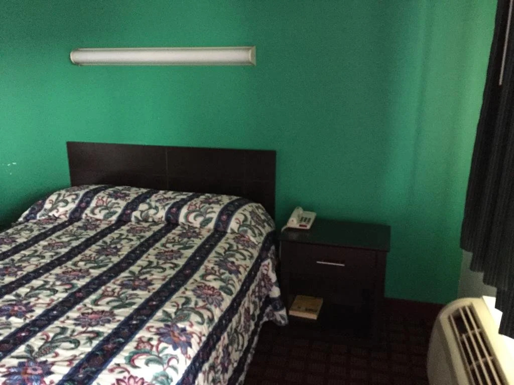 Budget Inn - Elizabeth, NJ