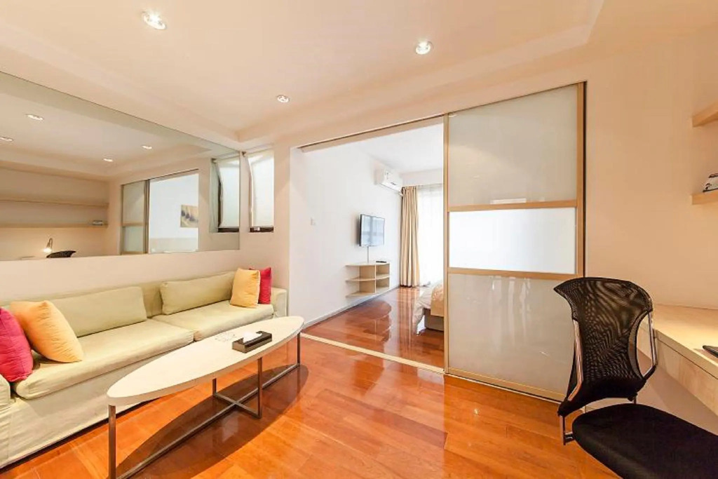 Eastern Garden Service Apartment