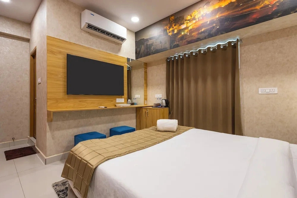 RV Grand