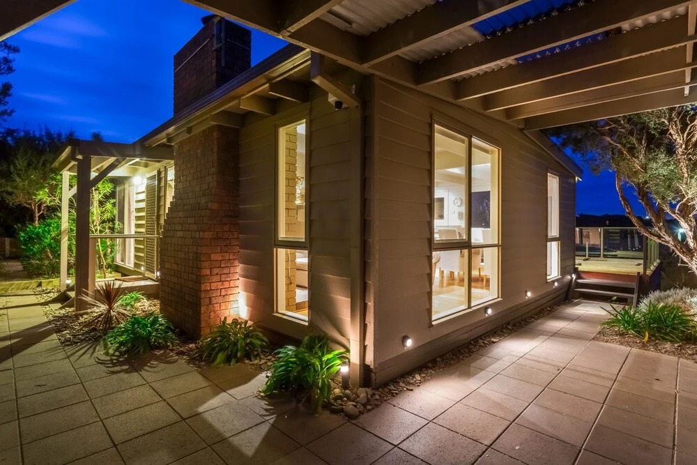 Banksia Back Beach House