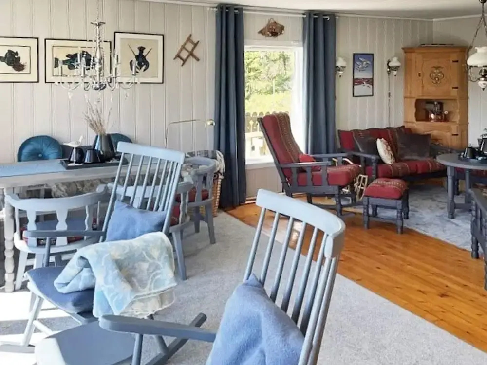 4 person holiday home in Svelgen-By Traum