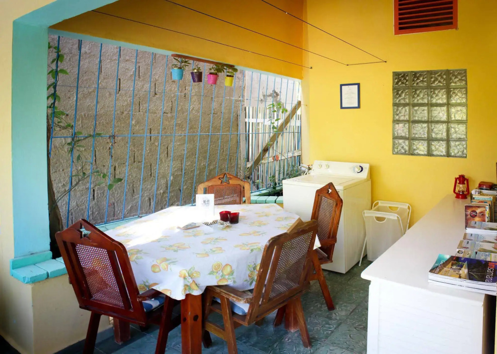 Casa Delfin Guest House