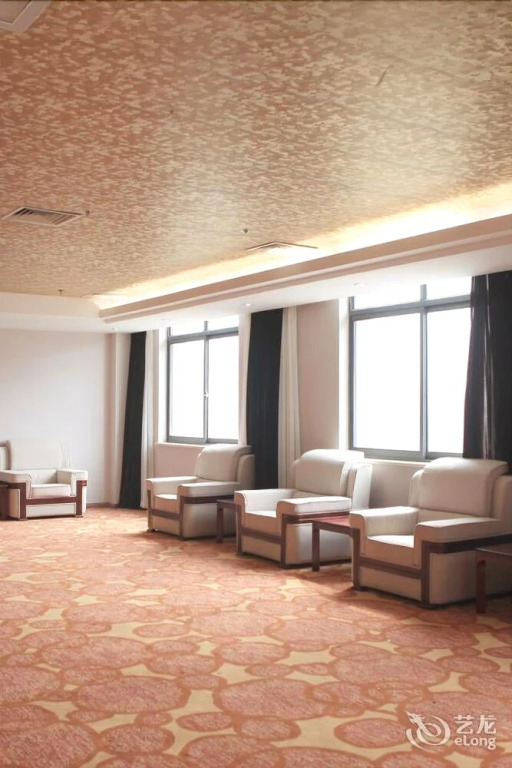 Wuhan Jiutong Haiyuan Hotel