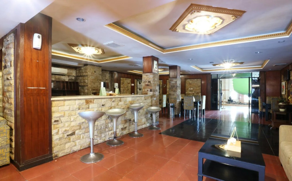 Jambrut Inn