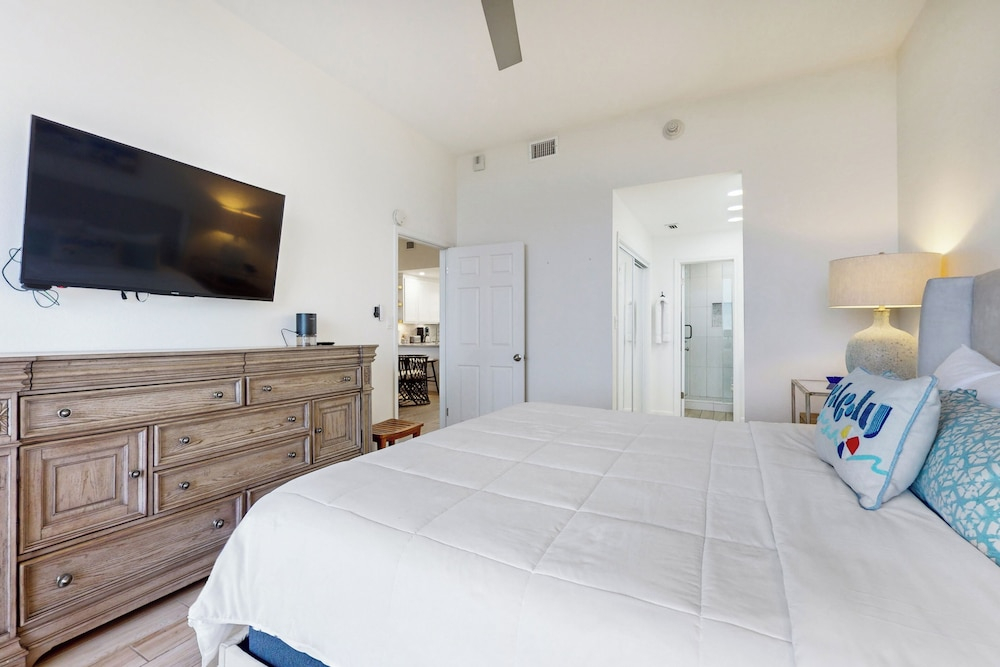 High-end 2br, Resort Perks: Suntide III - Unit 107