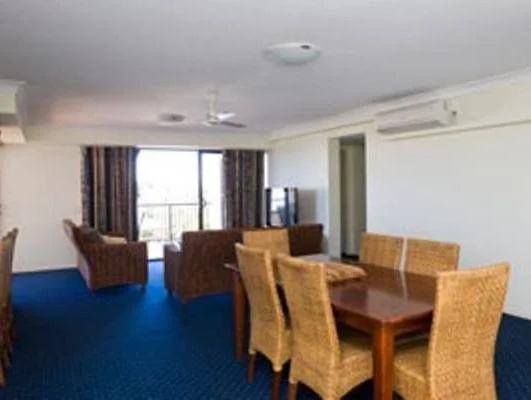 Ocean Breeze 3BR Apartment