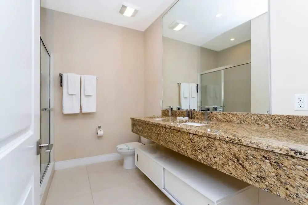 Stunning 4Bd Close to Disney @ Magic Village 7614