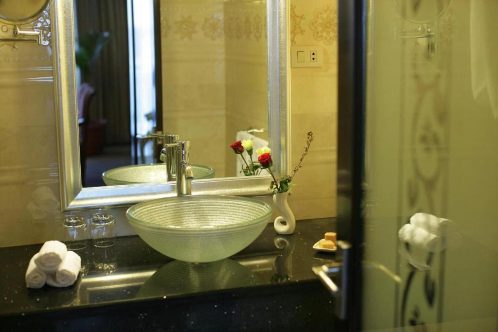 The Residence Hotel