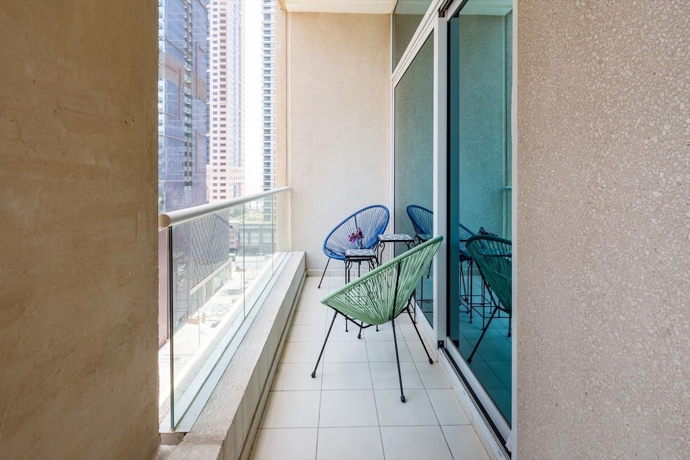 Elegant & Spacious 2BR Apartment In Dubai Marina