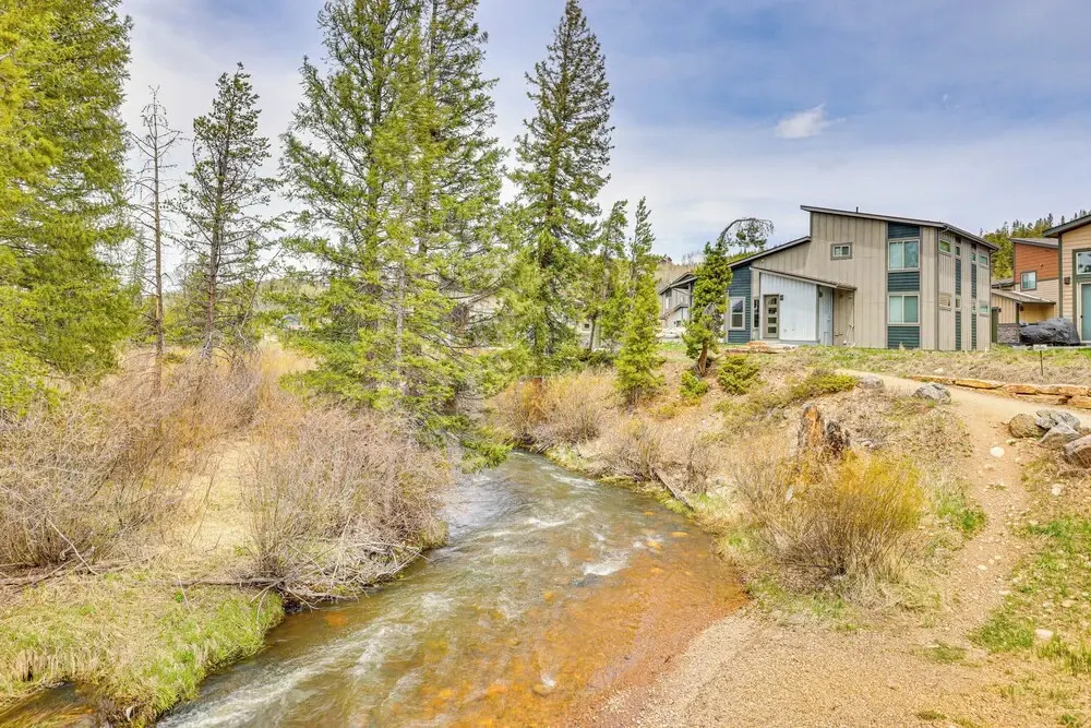 Walk to Dtwn: Fraser Retreat w/ Hot Tub & Views!