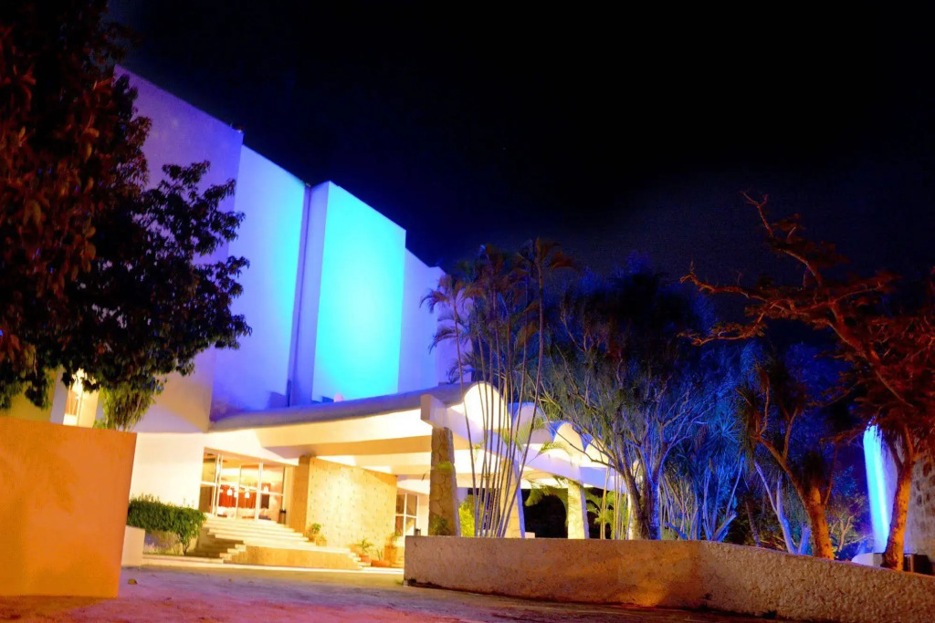 Uxmal Resort Maya