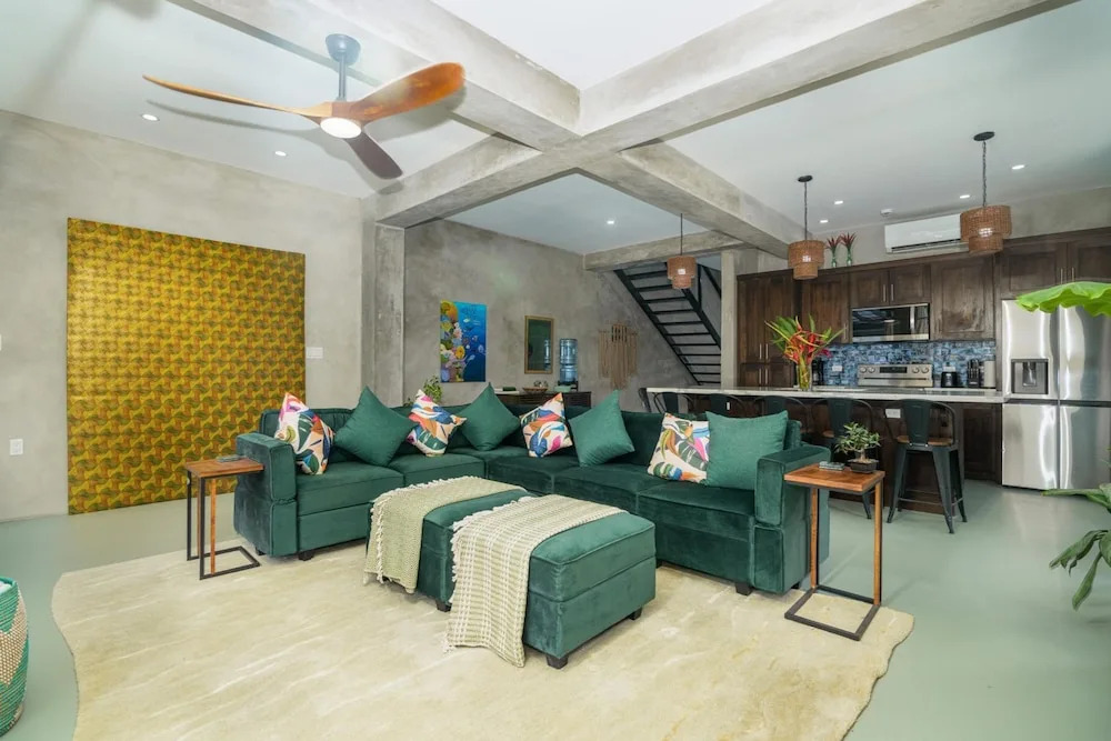Conmigos 3 Bedroom Condo - Unit 2