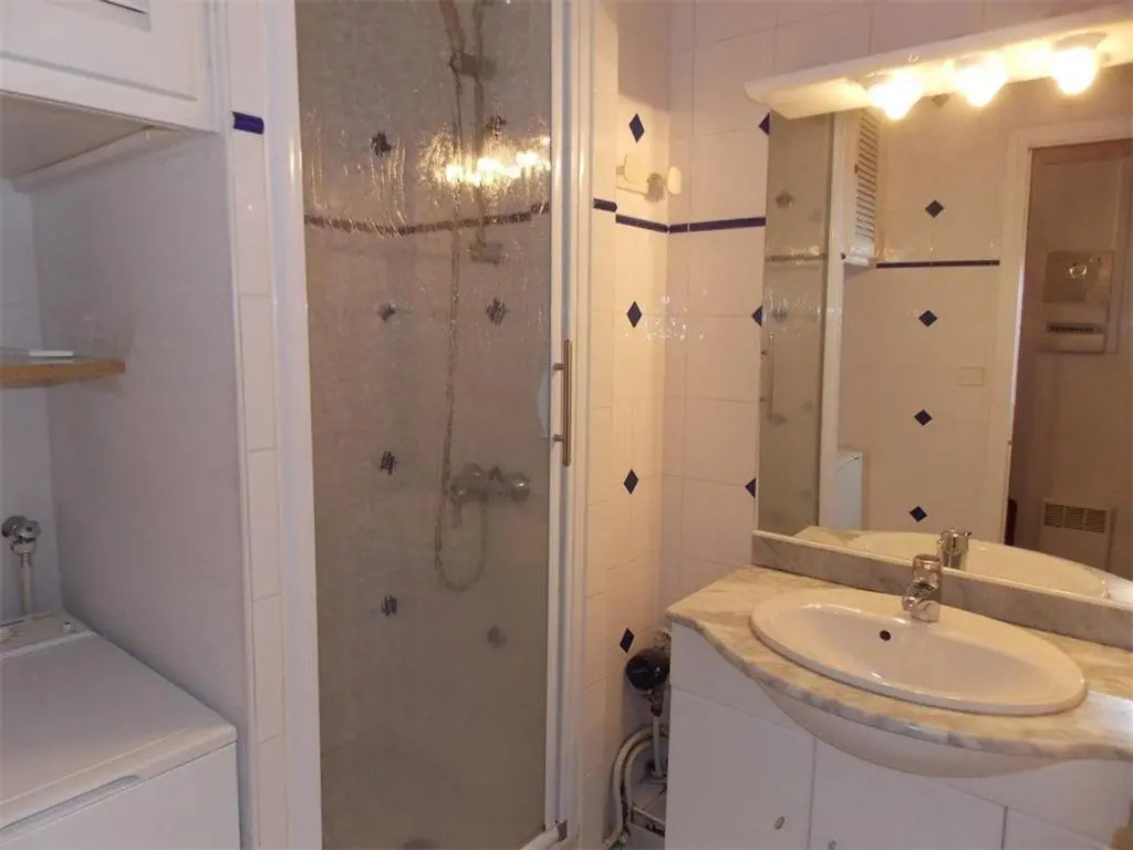 Appartement Bagnères-de-Luchon, 3 pièces, 6 personnes - FR-1-313-125