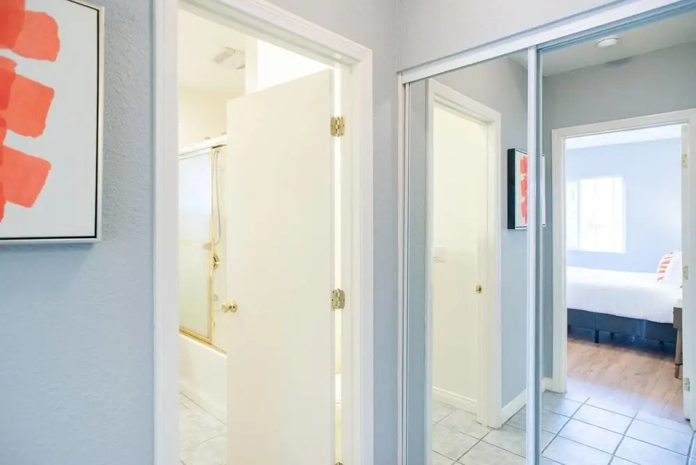 Quaint 1 BR Steps to PB by Domio