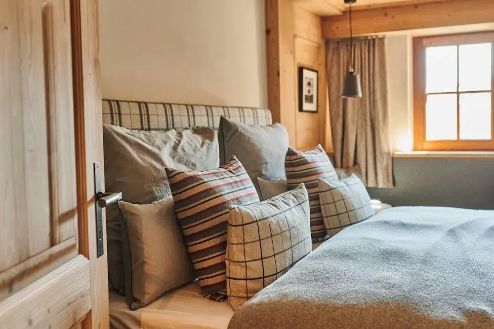 Serviced Luxury Chalet Evi, Ski-in Ski-out