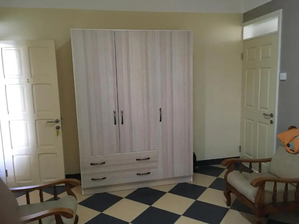 Br Court Apartments