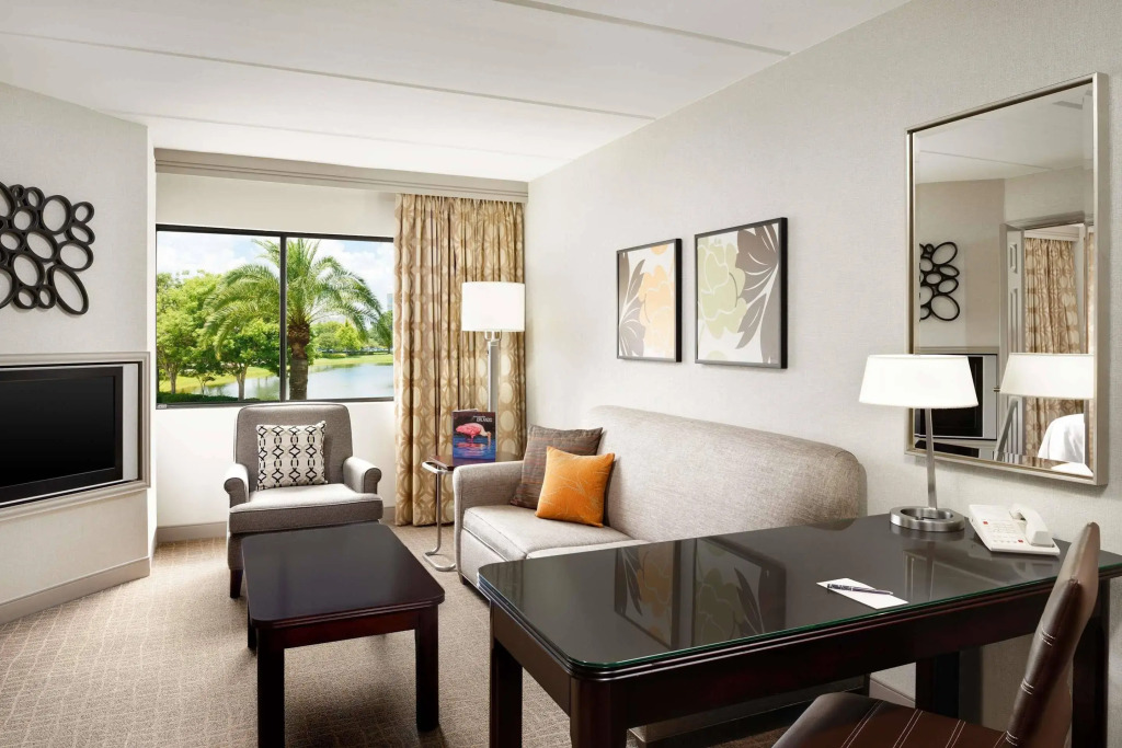Sheraton Suites Orlando Airport Hotel