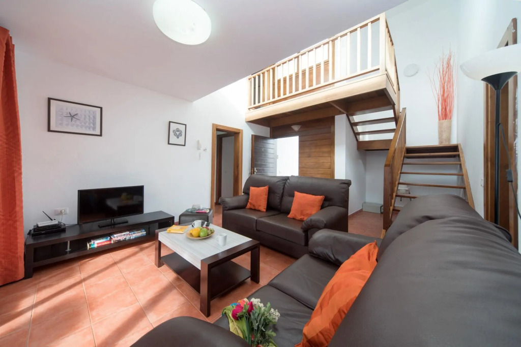 Villa Julianne 4 Heated Private Pool Walk to Beach A C Wifi Car Not Required - 2417