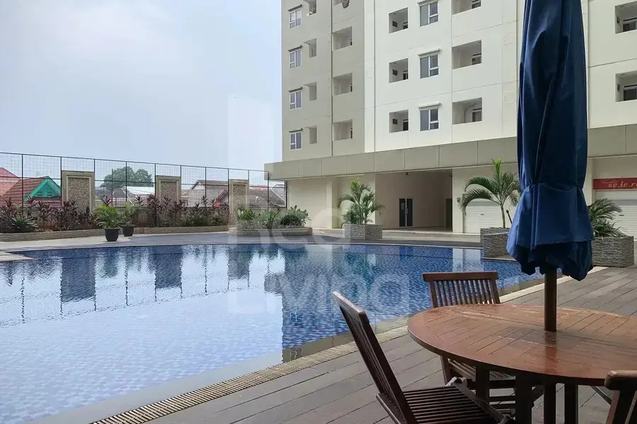 RedLiving Apartemen LoftVilles City - Pelangi Rooms