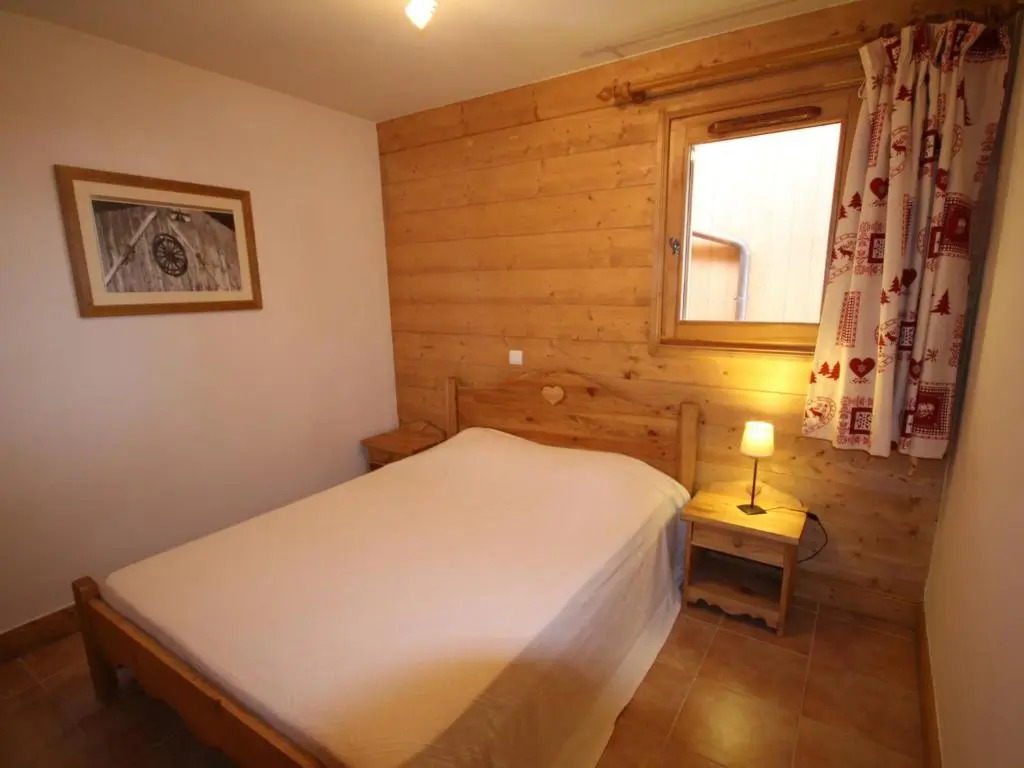 Appartement spacieux 5 pièces, 3 bains, park. - FR-1-293-302