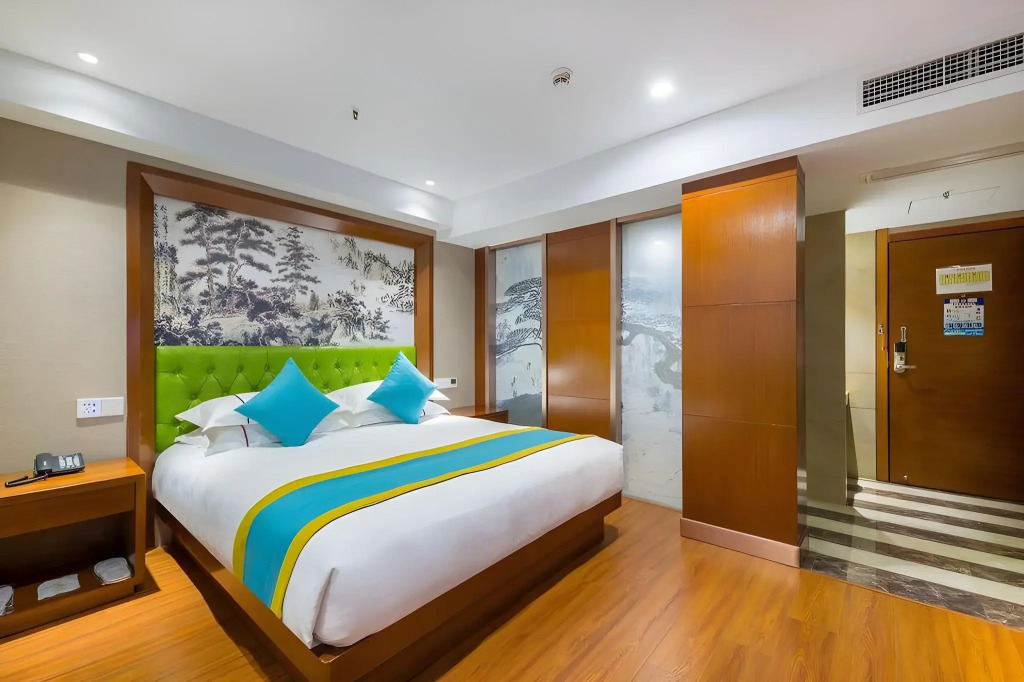 YiWU Best Hotel