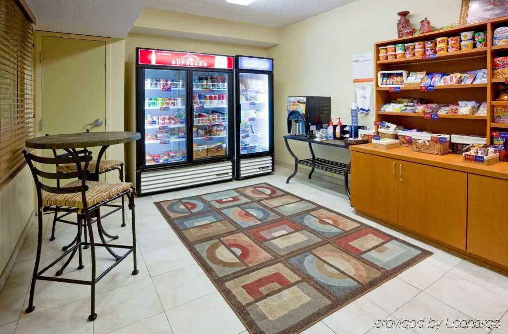 Candlewood Suites Kenosha - Pleasant Prairie by IHG