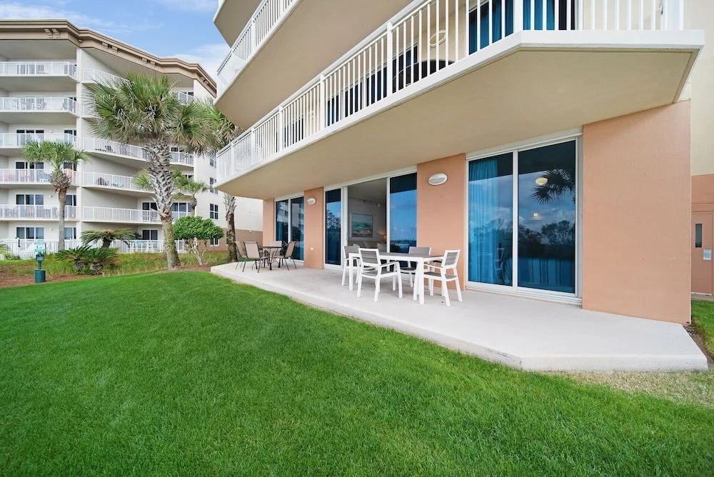 Waterscape B101 3 Bedroom Condo