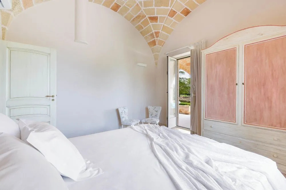 Villa Satis by Perle di Puglia